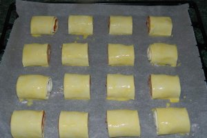 Aperitiv rulada cu cascaval si bacon