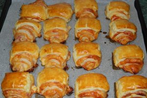 Aperitiv rulada cu cascaval si bacon