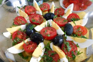 Salata orientala cu savori mediteraneene