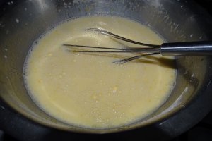 Desert prajitura cu crema de vanilie si crema de nuci