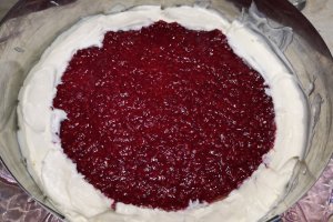 Desert tort cu ciocolata si zmeura