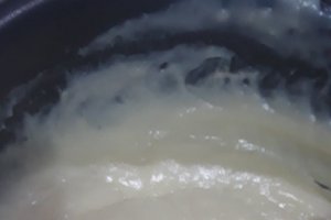 Desert prajitura cu crema caramel