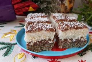Desert prajitura cu foi din albusuri si crema de ciocolata