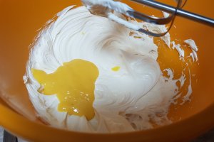 Desert tort cu crema de castane si crema de portocale - reteta nr. 1000