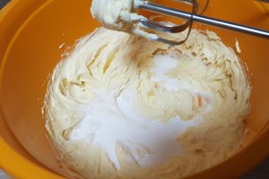 Desert tort cu crema de castane si crema de portocale - reteta nr. 1000