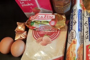 Desert placinta cu migdale, mere si crema de castane / Galette des rois