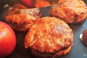 Desert placinta cu migdale, mere si crema de castane / Galette des rois
