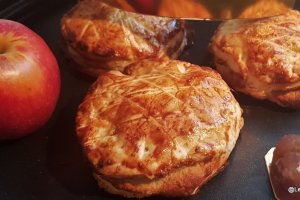 Desert placinta cu migdale, mere si crema de castane / Galette des rois
