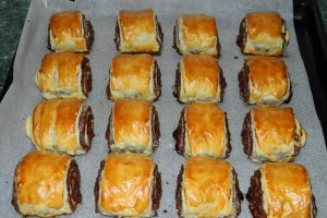 Desert rulada cu mere si ciocolata - 950