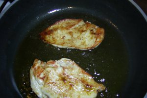 Piept de pui cu rosii si mozzarella