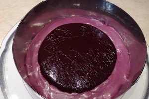 Desert tort cu afine si jeleu de zmeura