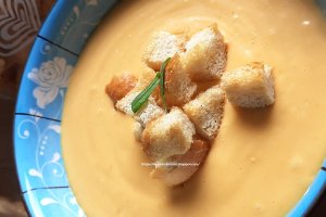 Supa crema de cartof dulce