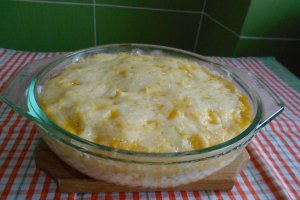 Mamaliga in straturi, cu ficatei de pui si branzeturi