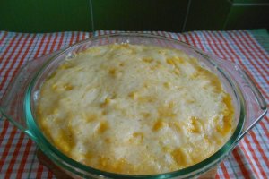 Mamaliga in straturi, cu ficatei de pui si branzeturi