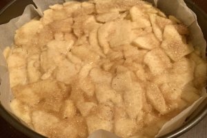 Desert tarta cu mere sau Gateau invisible