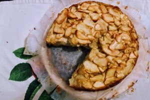 Desert tarta cu mere sau Gateau invisible