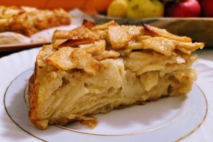 Desert tarta cu mere sau Gateau invisible