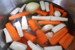 Supa din rasol de vita, cu legume
