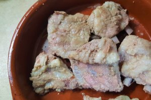 Costite de porc lipicioase