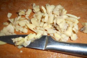 Salata de ciuperci cu porumb
