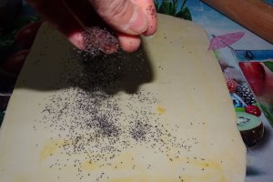 Aperitiv saratele cu unt si untura