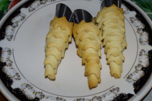 Desert coji de rulouri, umplute cu diverse creme