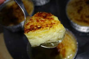 Desert creme Brulee
