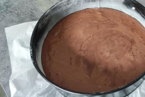 Desert tort profiterol cu ciocolata si portocale