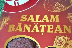 Salata de conopida cu iaurt, morcov si salam crud-uscat