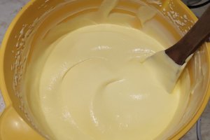 Desert tort cu crema de portocale si zmeura