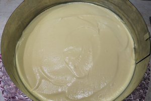 Desert tort cu crema de portocale si zmeura