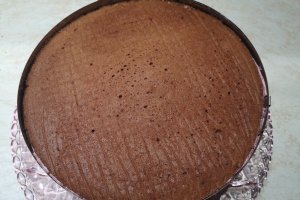 Desert tort cu crema de portocale si zmeura
