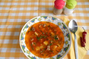 Ciorba din piept de vita, cu legume