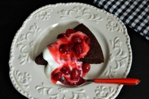 Desert prajitura cu faina de cocos si zahar brun
