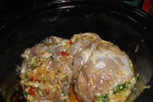 Pulpa de ied umpluta cu legume la slow cooker Crock Pot