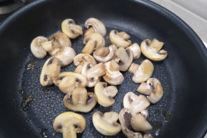 Mancare de porc cu bere si legume