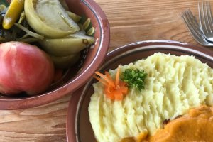 Cotlete de porc la tava, reteta romaneasca veche