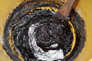 Desert prajitura cu ciocolata, caramel si mascarpone