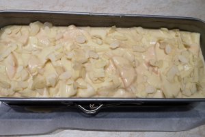 Desert prajitura cu mere si caramel