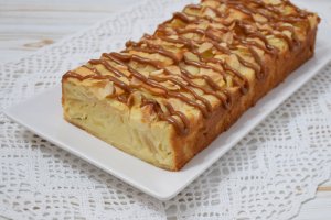 Desert prajitura cu mere si caramel