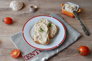 Salata de icre de crap