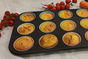 Aperitiv briose cu legume si branza sarata