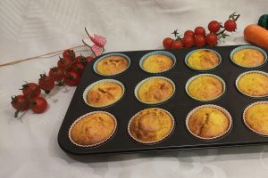 Aperitiv briose cu legume si branza sarata