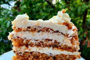 Desert Carrot cake (tort morcovi)