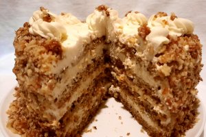 Desert Carrot cake (tort morcovi)
