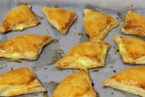 Aperitiv placintele cu branza
