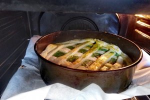Aperitiv tarta sarata cu spanac si rulouri mixte