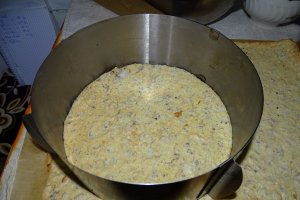 Desert cu ciocolata, zmeura si caise