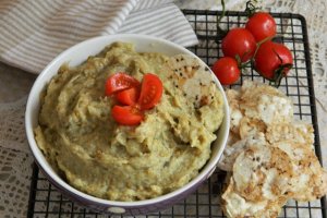 Salata de vinete cu tahini si usturoi