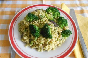 Cus-cus cu broccoli si ras-el-hanout